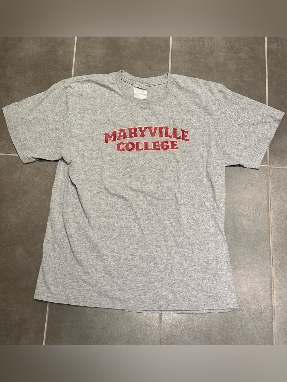 Vintage Nike Maryville College Tee